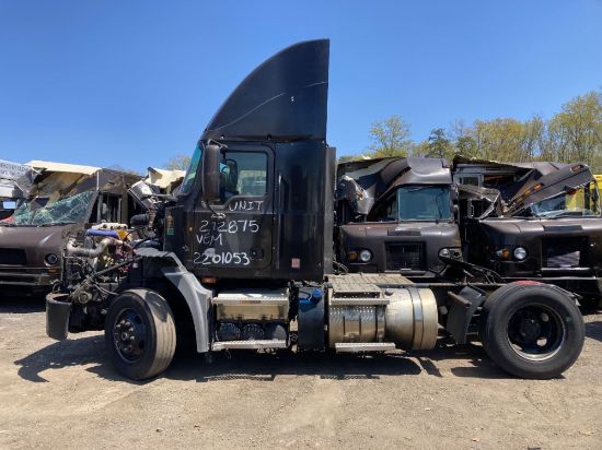 Picture of 2013-mack-cxu612-truck-tractor